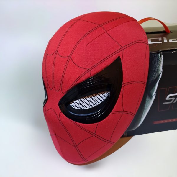 Spiderman Mask with Blinking Movable Eyes - Image 2